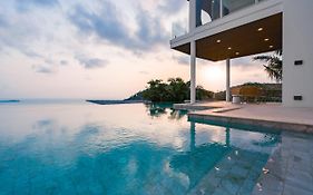 Villa The Wave